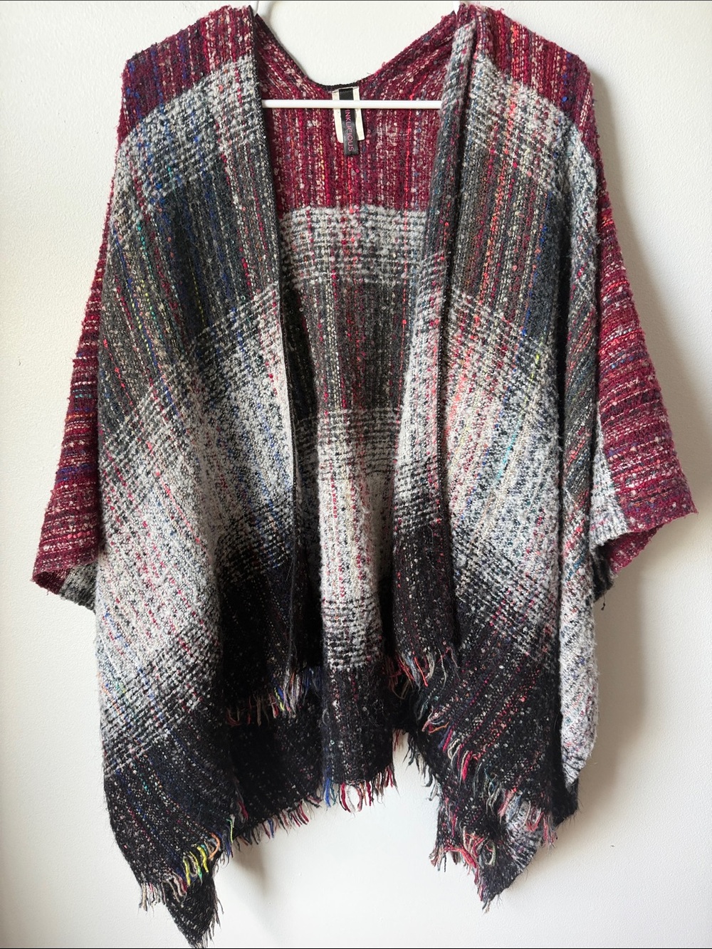 Open-Front Multicolor Knit Poncho - Red & Black